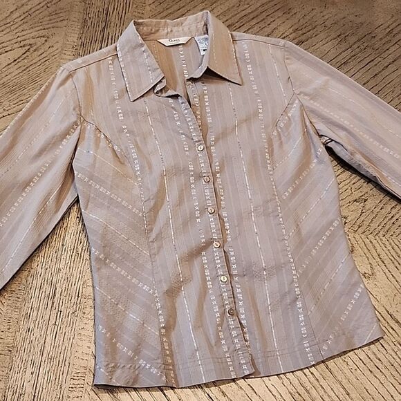 Tan collared button down stretch shirt size M - Picture 9 of 10